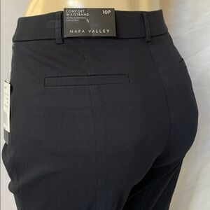 NAPA VALLEY Women’s Black Dress Pants 
Size 10P Comfort Waistband Skinny NWT